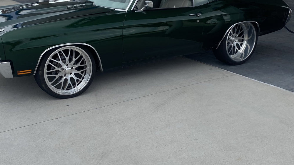 1970 Chevrolet Chevelle with Intro ID313 wheels, photo 1 of 2