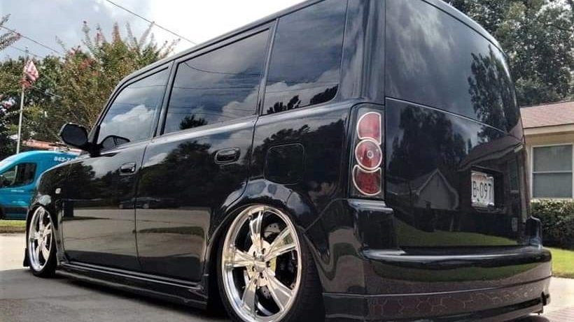 2006 Scion xB with Intro Vista wheels, photo 4 of 4
